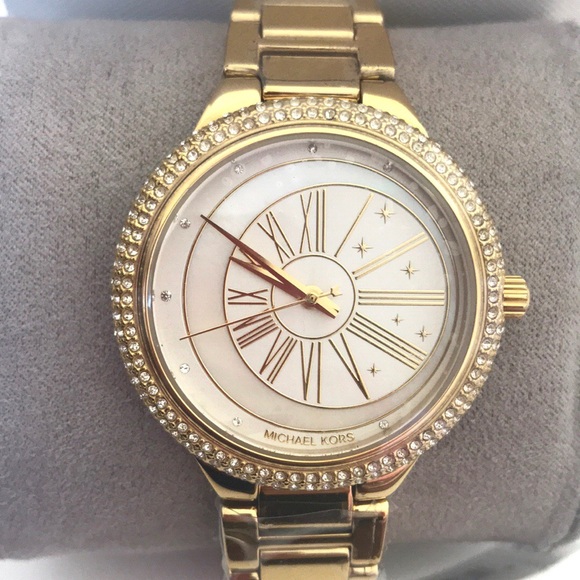 MICHAEL KORS Taryn Gold Watch - Picture 3 of 8